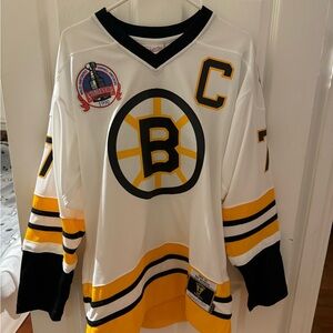 Boston Bruins Hockey Jersey size Large